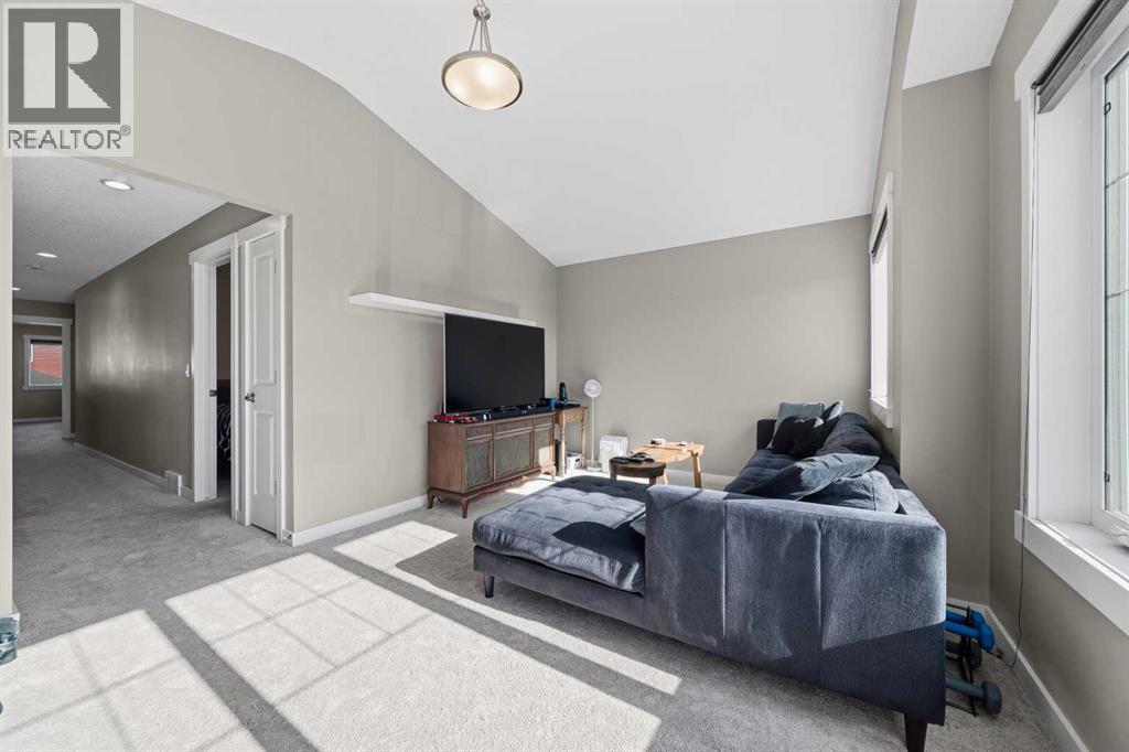 52 Evansborough Green NW
