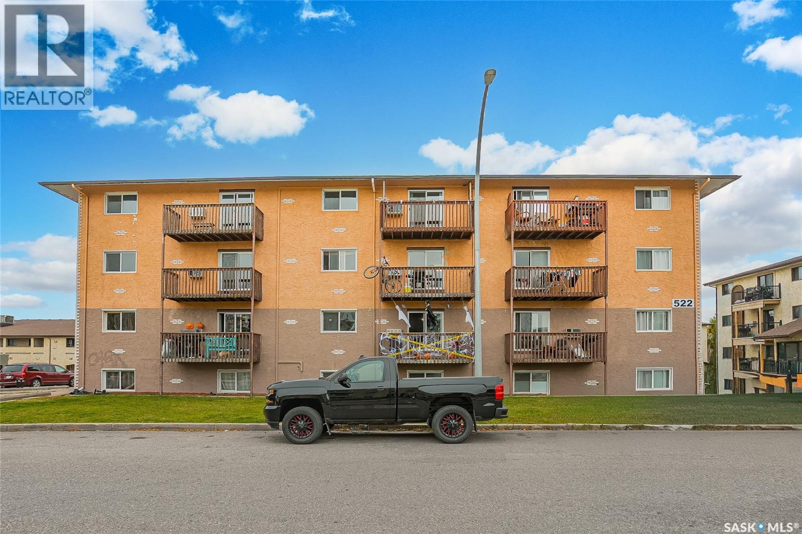 103 522 X Avenue S, Saskatoon, Saskatchewan  S7M 4X9 - Photo 2 - SK051212