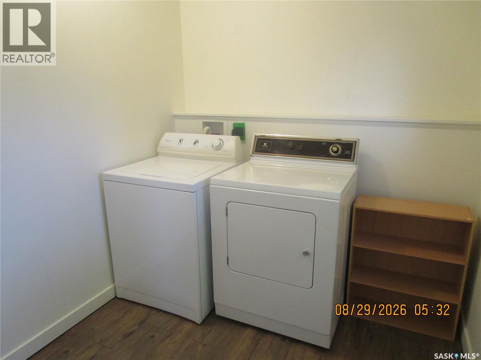 13 3rd Street E, Willow Bunch, Saskatchewan  S0H 0B0 - Photo 16 - SK051001