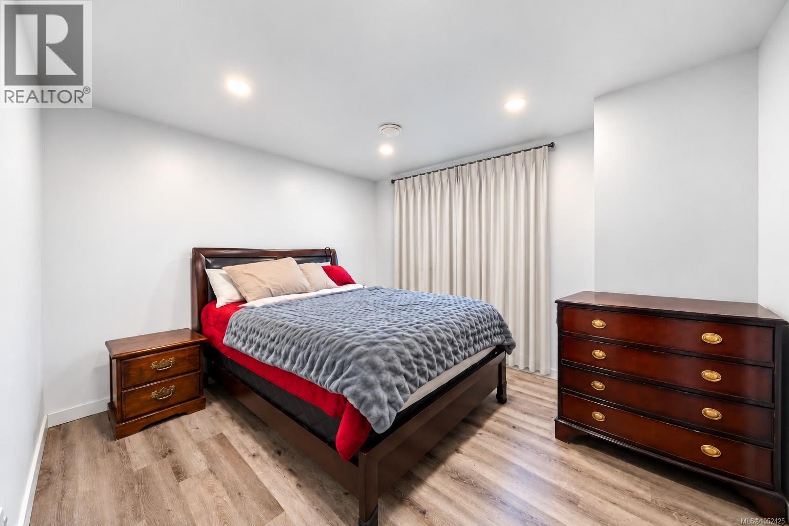 164 Caspian Dr