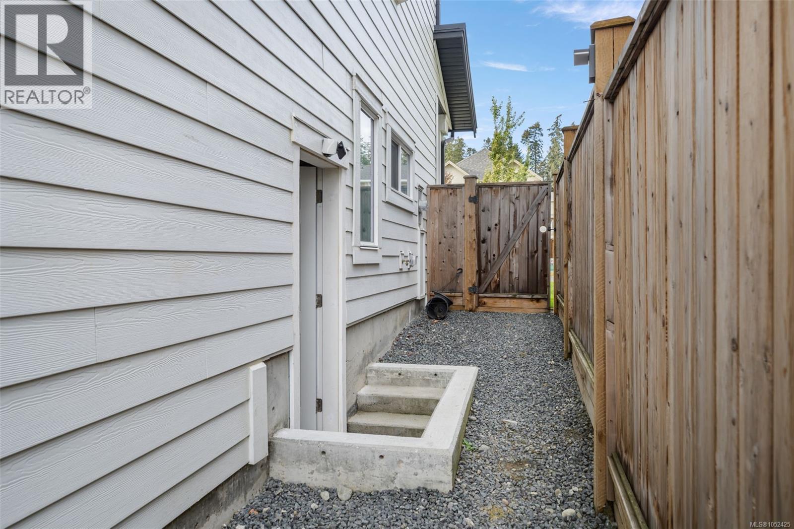 164 Caspian Dr