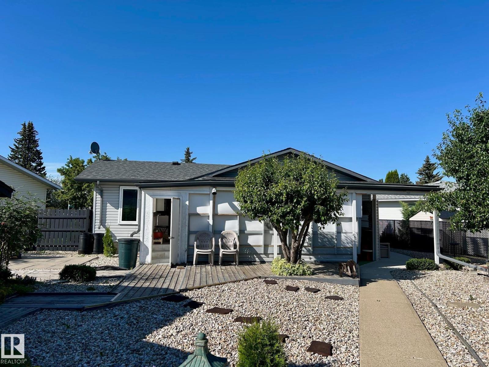 6704 152A AV NW