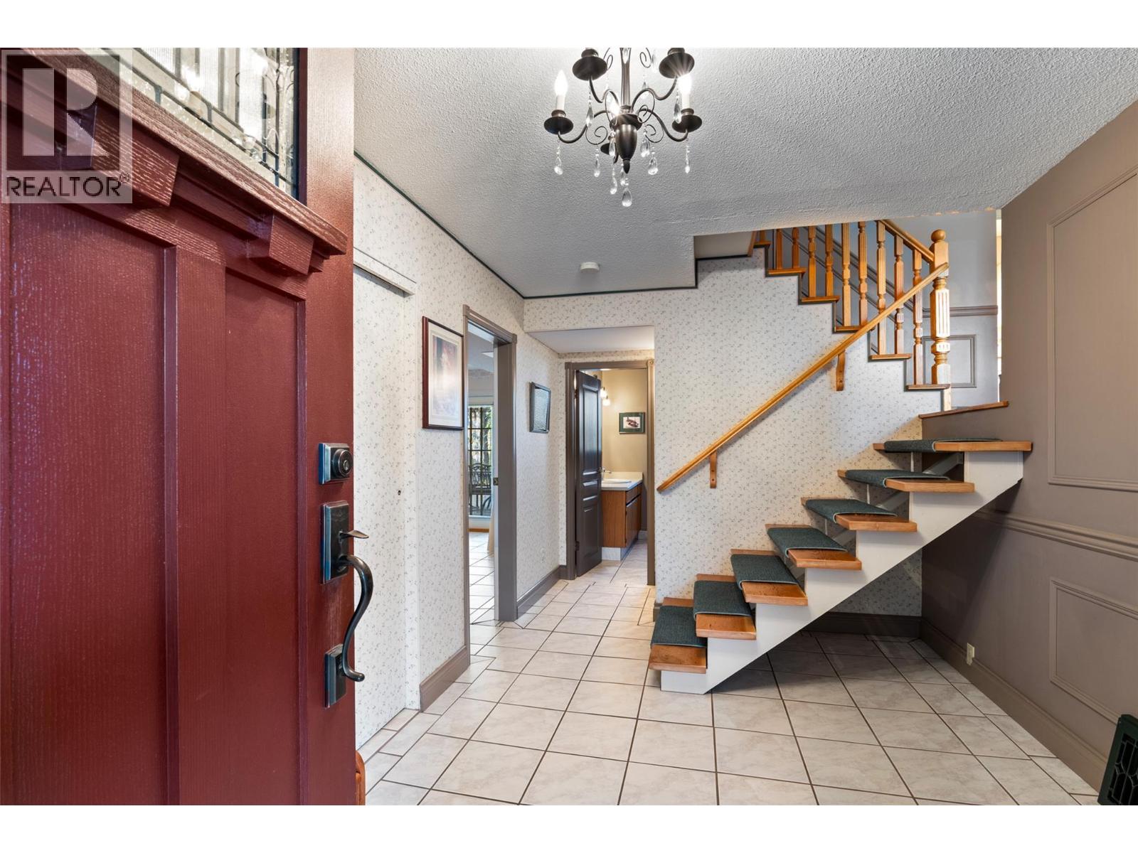 190 Vicars Road, Kamloops, British Columbia  V2C 4N3 - Photo 3 - 10403629