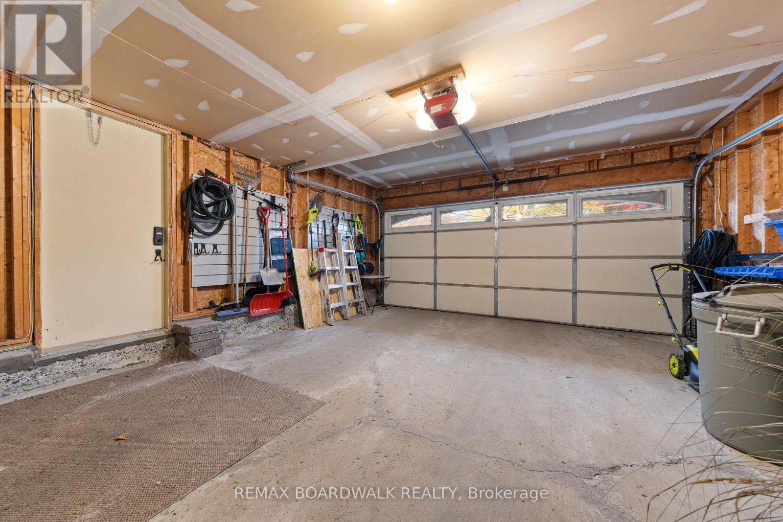 3 Moresby Drive, Ottawa, Ontario  K2M 2A2 - Photo 37 - X14084036