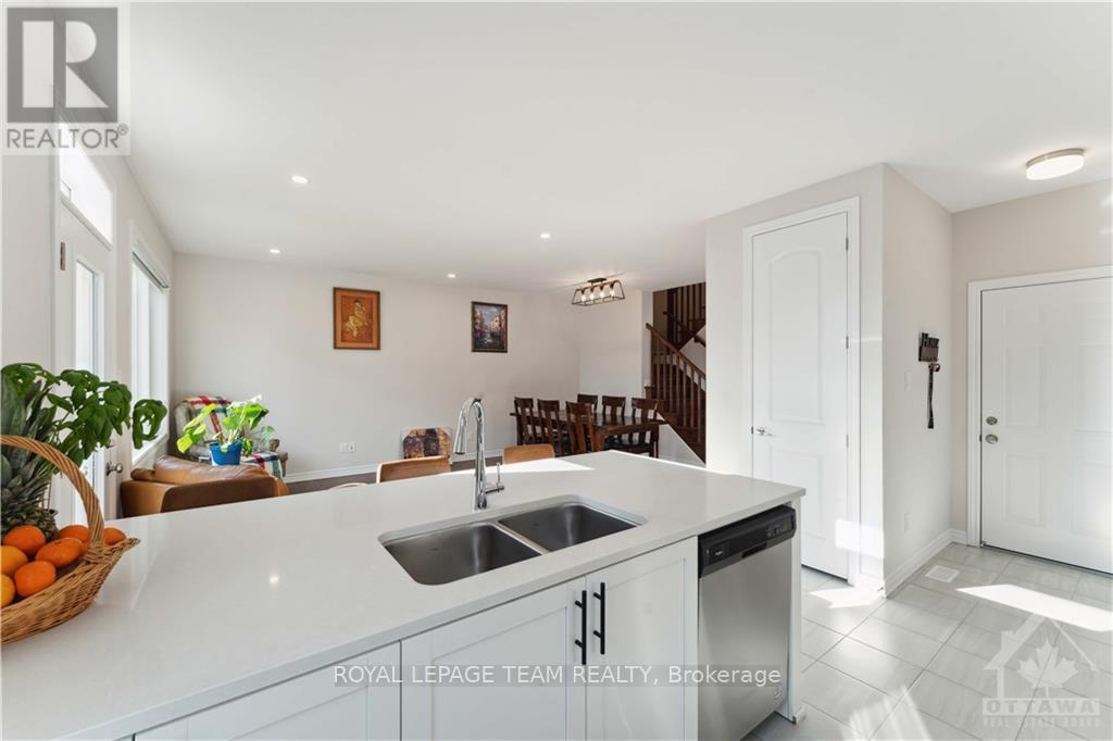 4118 Obsidian Street, Ottawa, Ontario  K2J 6X9 - Photo 14 - X14084038