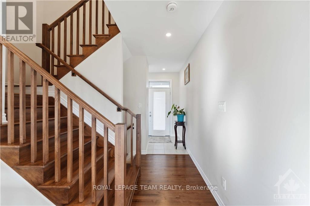4118 Obsidian Street, Ottawa, Ontario  K2J 6X9 - Photo 6 - X14084038