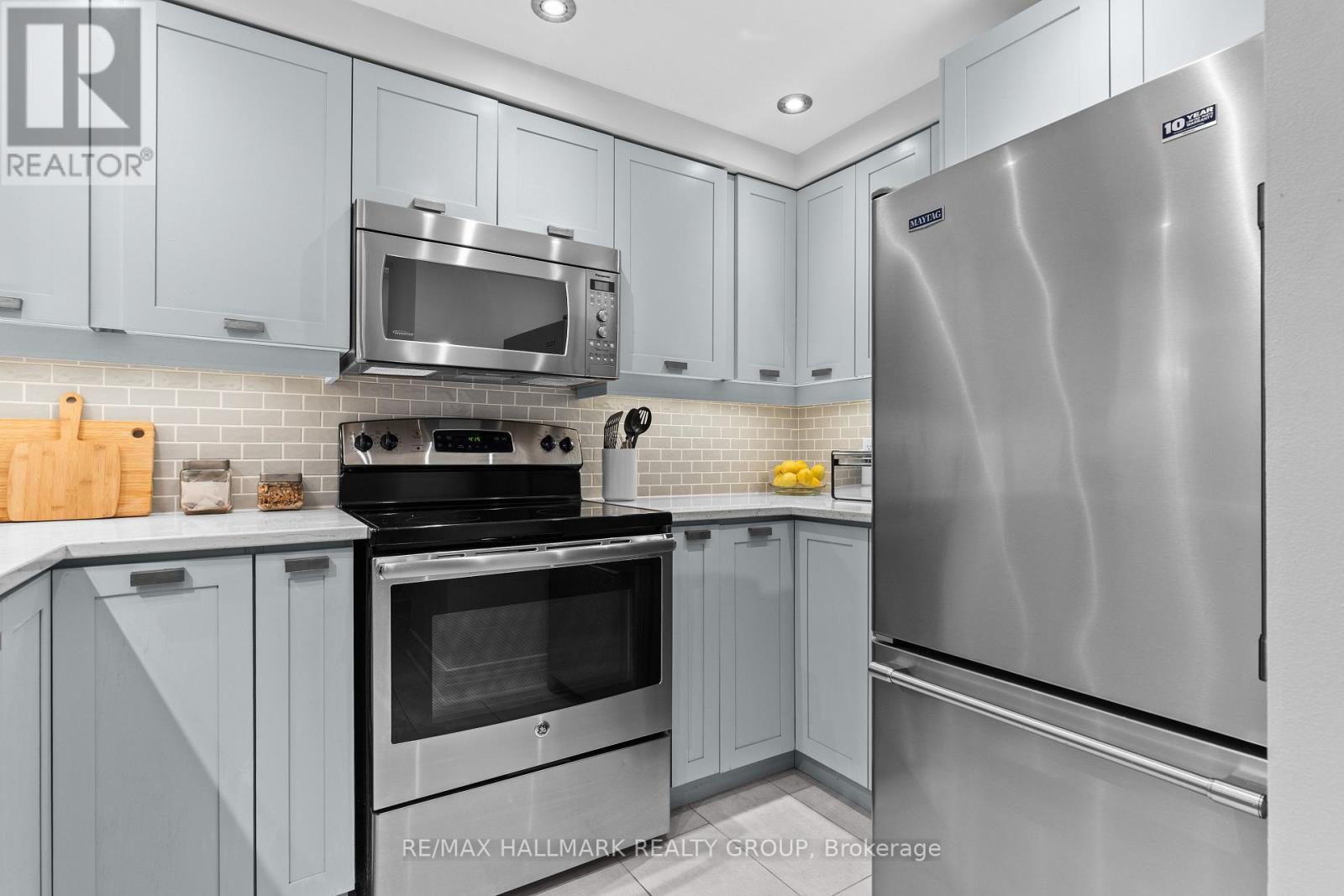 211 - 959 North River Road, Ottawa, Ontario  K1K 3V3 - Photo 11 - X14084046