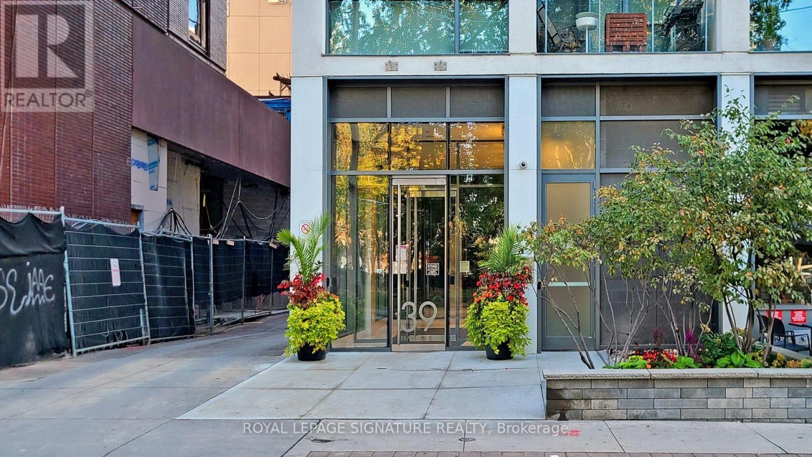 203 - 39 Brant Street, Toronto, Ontario  M5V 0M8 - Photo 25 - C14083922