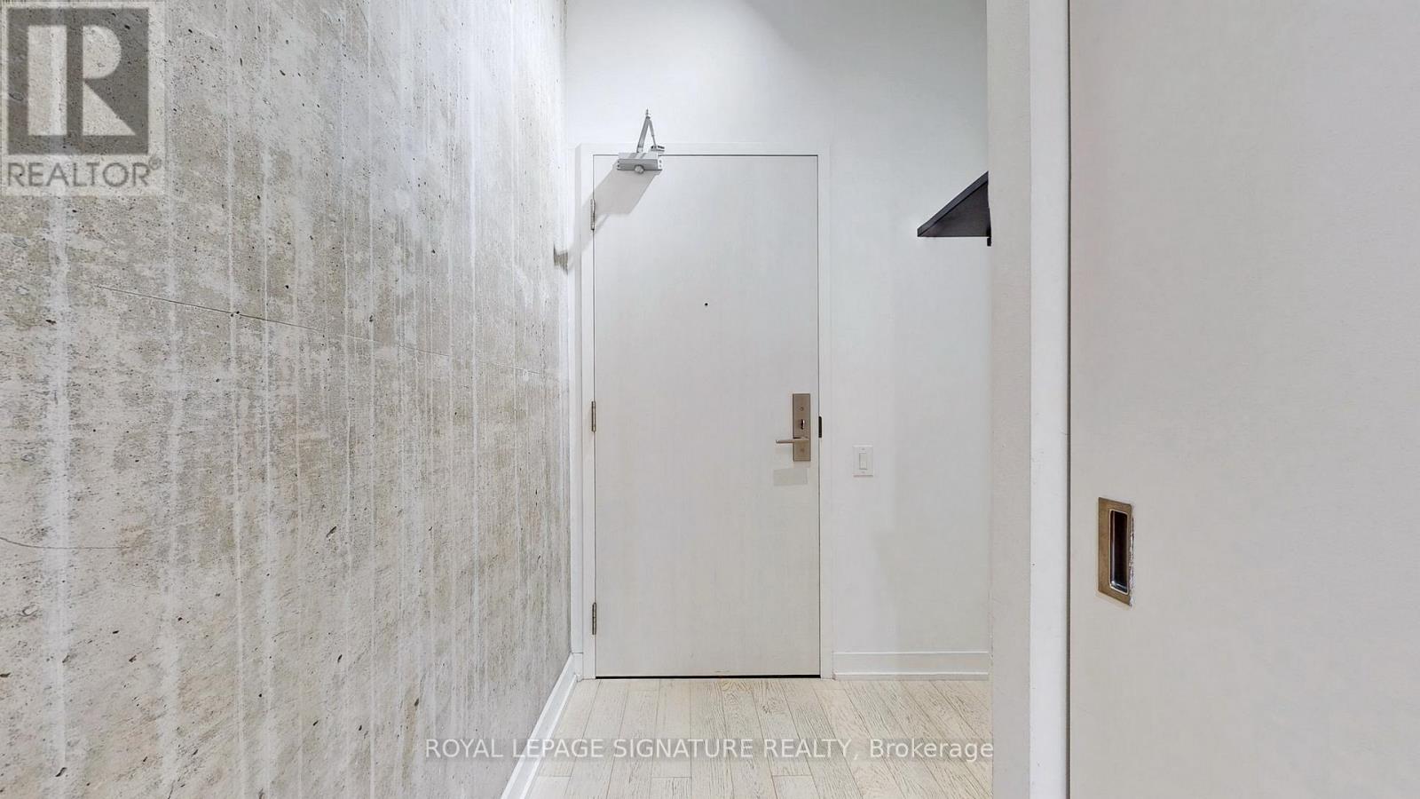203 - 39 Brant Street, Toronto, Ontario  M5V 0M8 - Photo 9 - C14083922