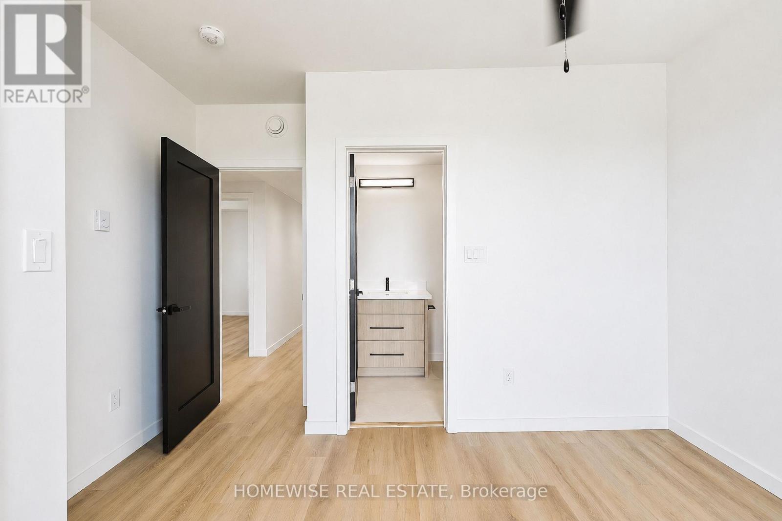 2 - 25 King High Avenue, Toronto, Ontario  M3H 3A8 - Photo 18 - C14083950