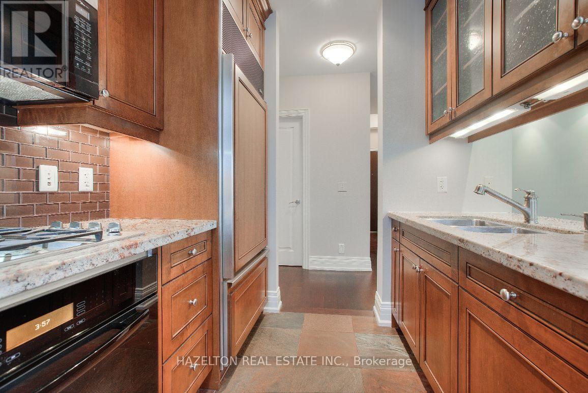 805 - 68 Yorkville Avenue, Toronto, Ontario  M5R 3V7 - Photo 9 - C14084062