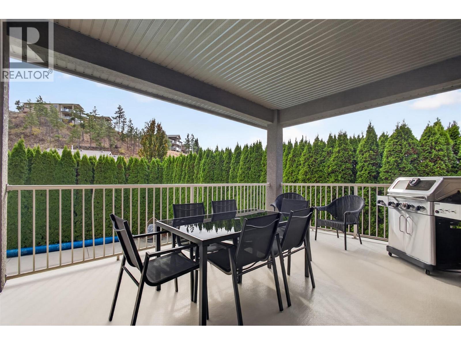 2512 Selkirk Drive
