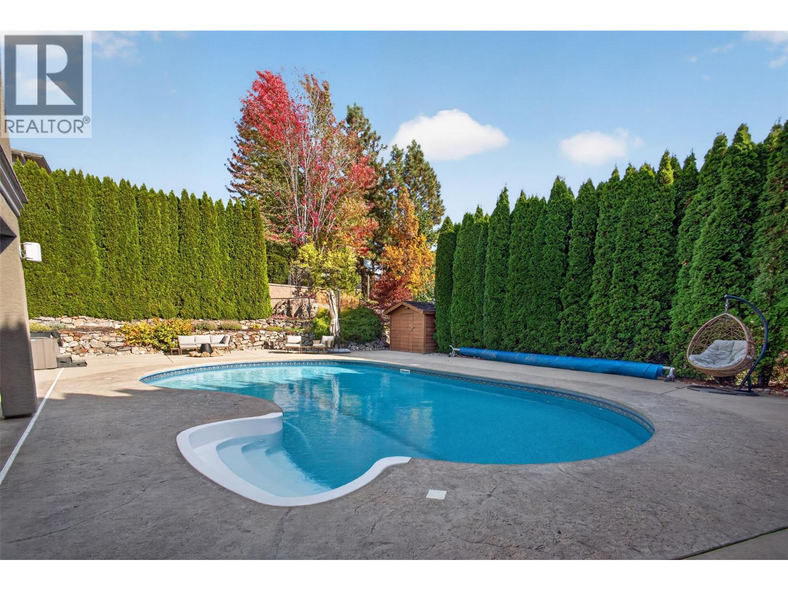 2512 Selkirk Drive