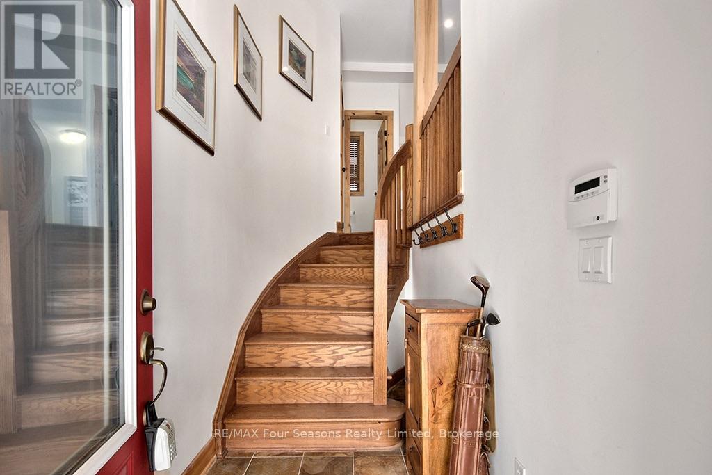 184 National Drive, Blue Mountains, Ontario  L9Y 0B5 - Photo 6 - X14083892
