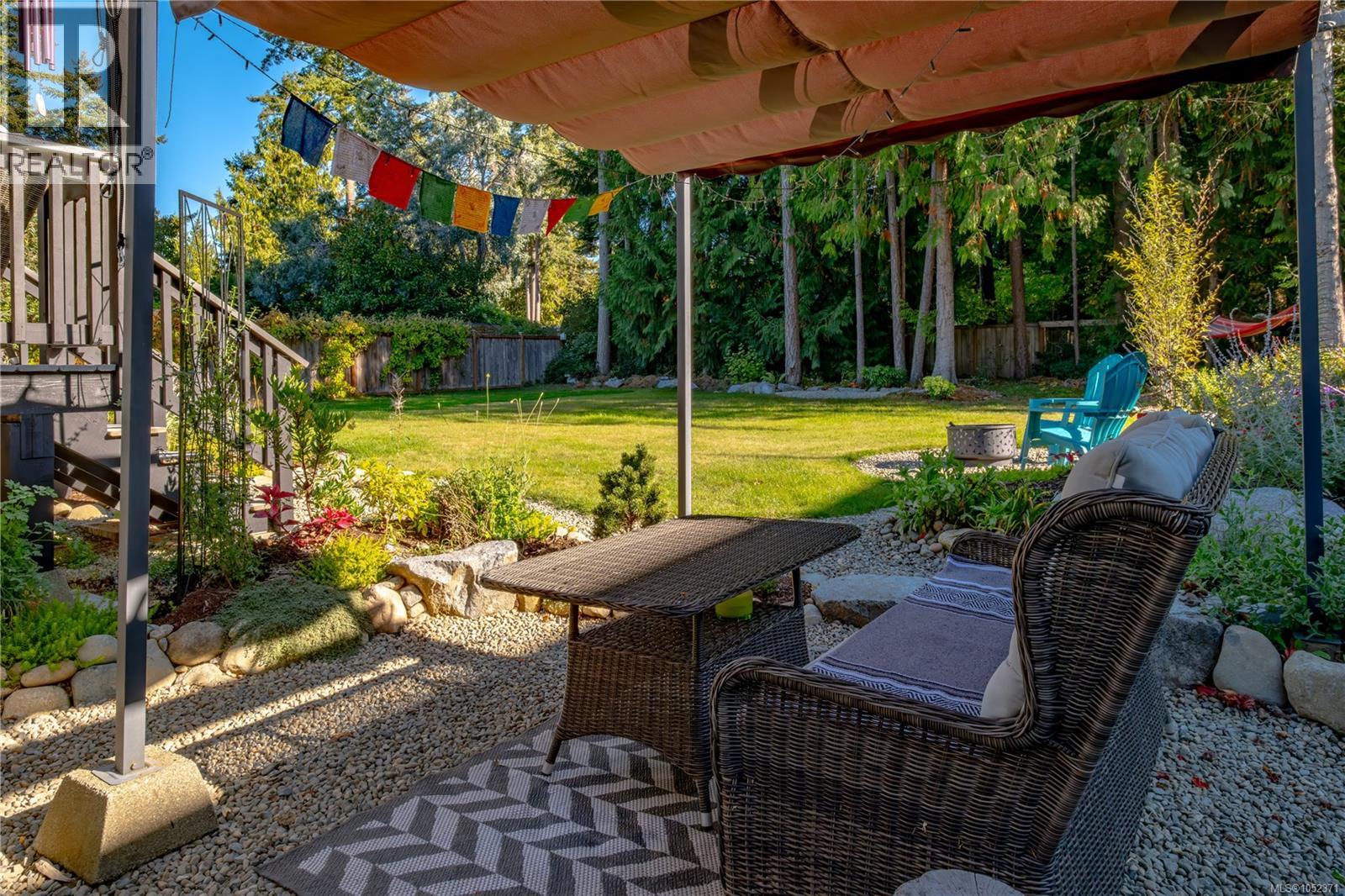 778 Shorewood Dr