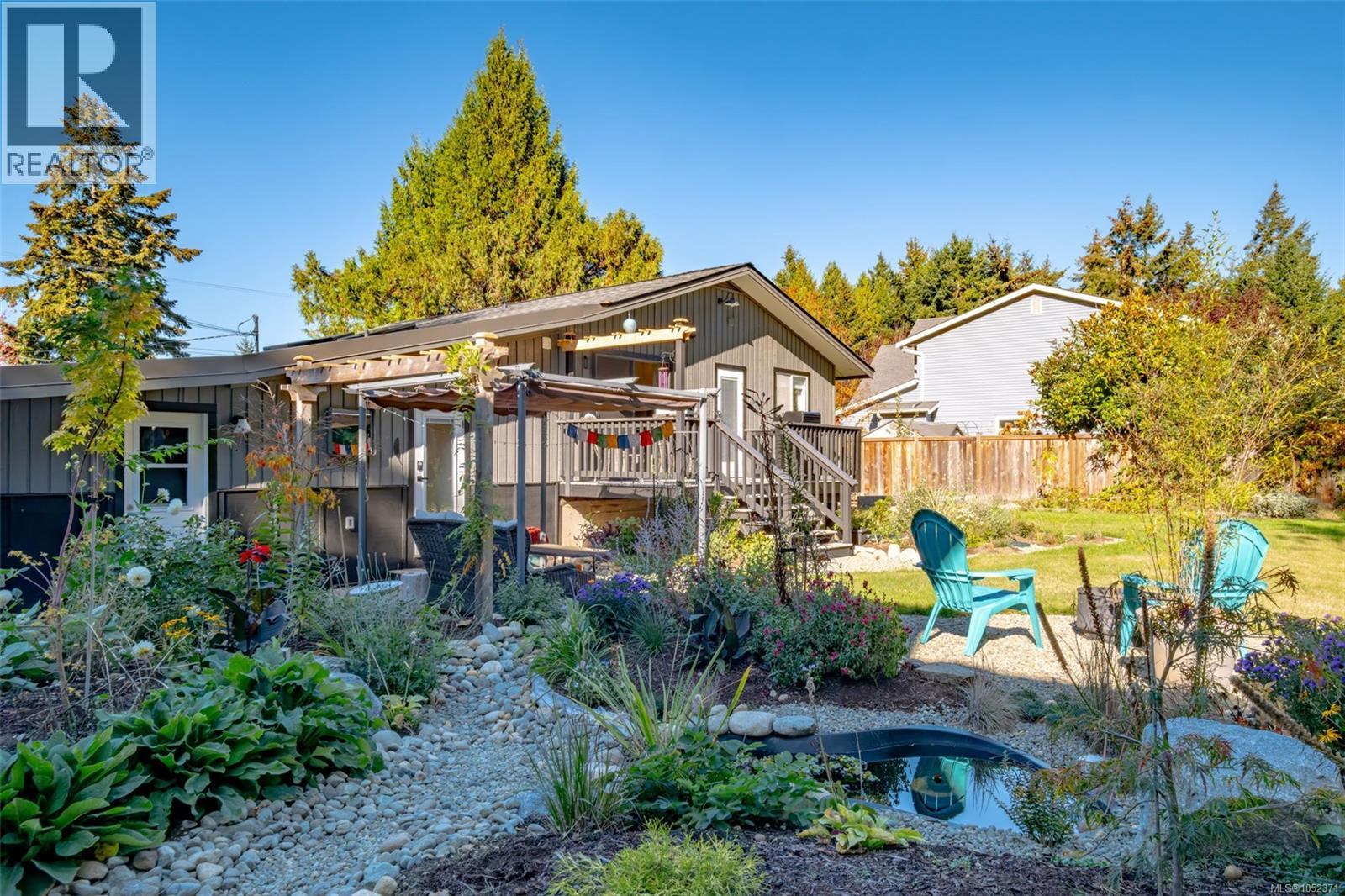 778 Shorewood Dr