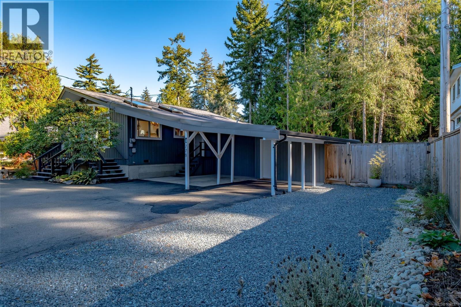 778 Shorewood Dr