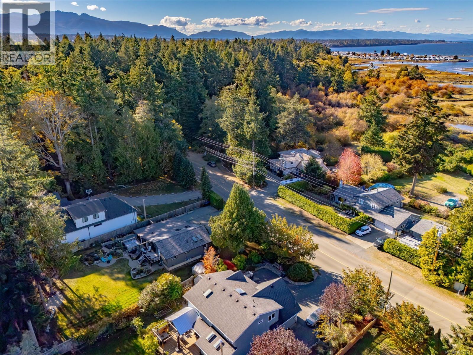 778 Shorewood Dr