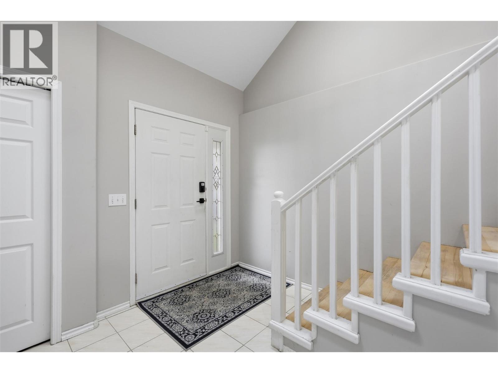 2435 DRUMMOND Court