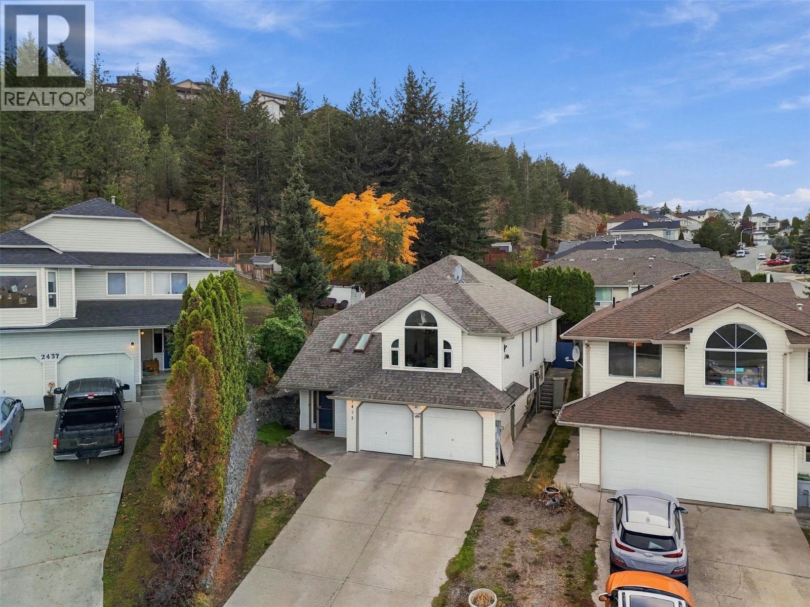 2435 DRUMMOND Court