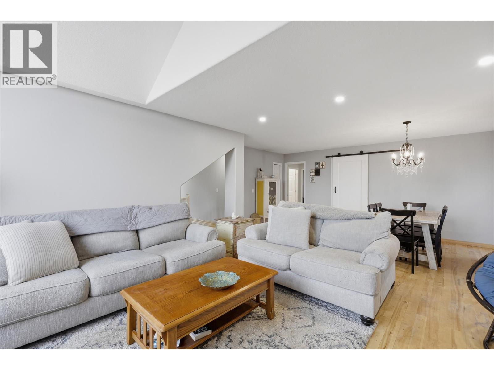 2435 DRUMMOND Court