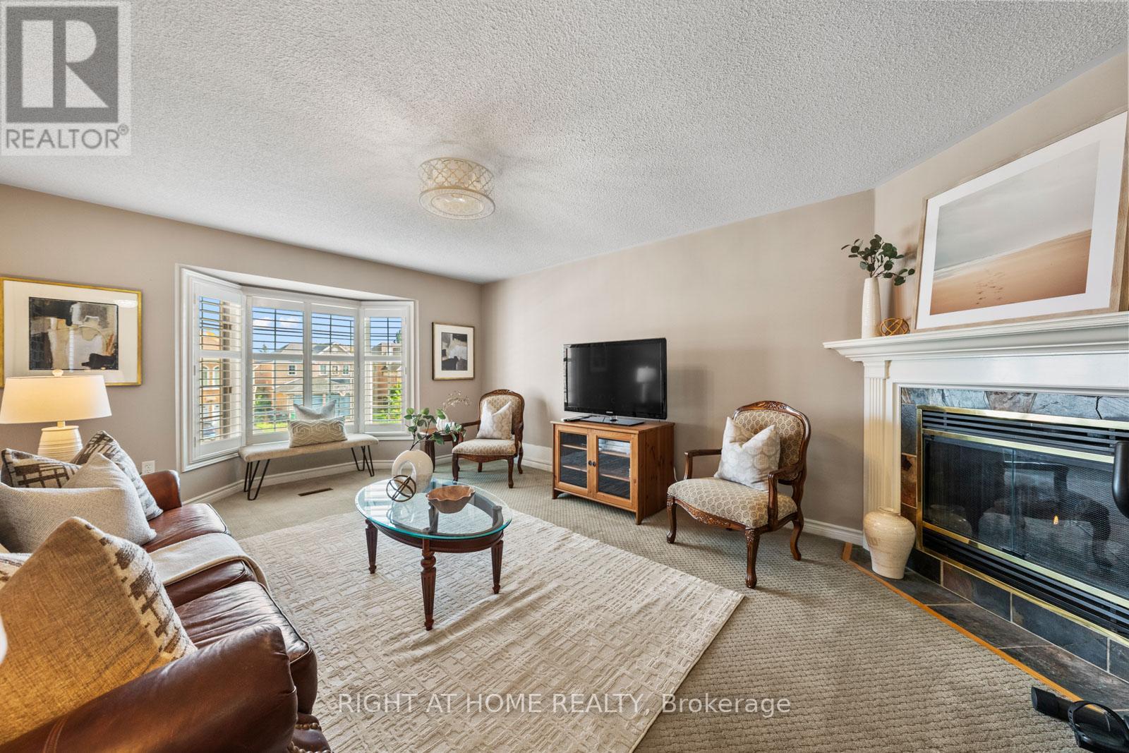 5954 Hemingway Road, Mississauga, Ontario  L5M 5M1 - Photo 16 - W14084028