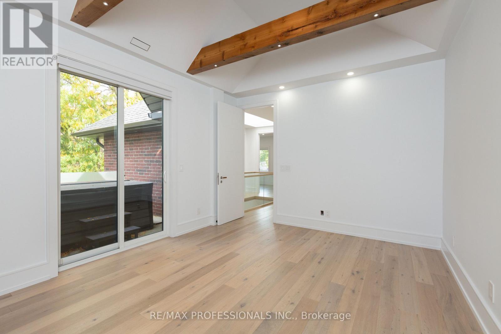 28 Martin Grove Road, Toronto, Ontario  M9B 4J9 - Photo 25 - W14084076