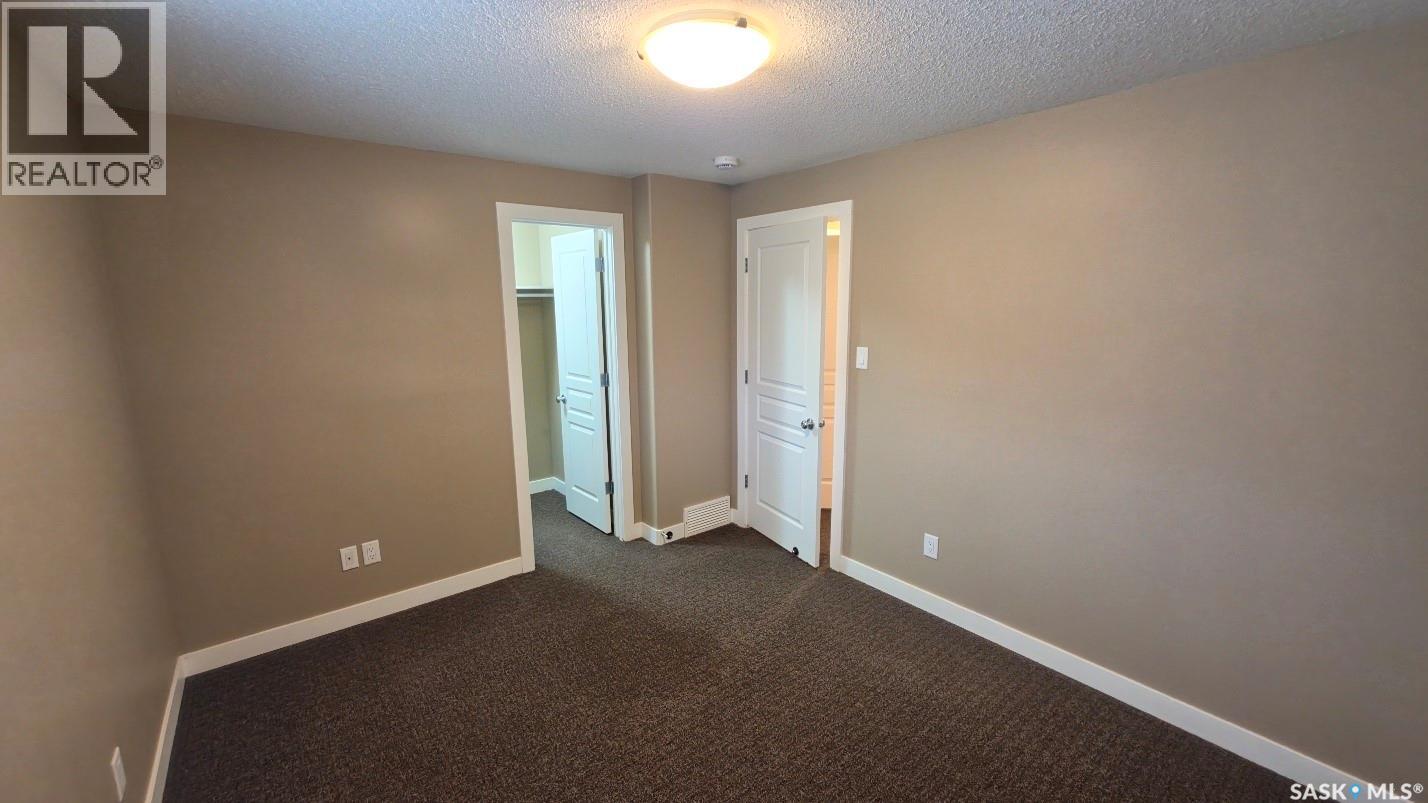 139 St John Street N, Regina, Saskatchewan  S4R 2V8 - Photo 13 - SK051225