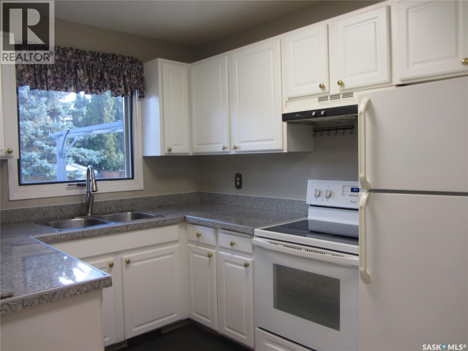 150 Chan Crescent, Saskatoon, Saskatchewan  S7K 5N8 - Photo 7 - SK051201