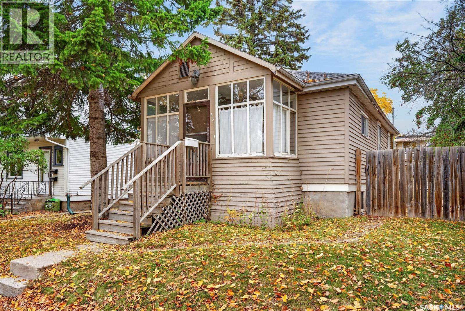 631 7th Street E, Saskatoon, Saskatchewan  S7X 0X8 - Photo 1 - SK051135