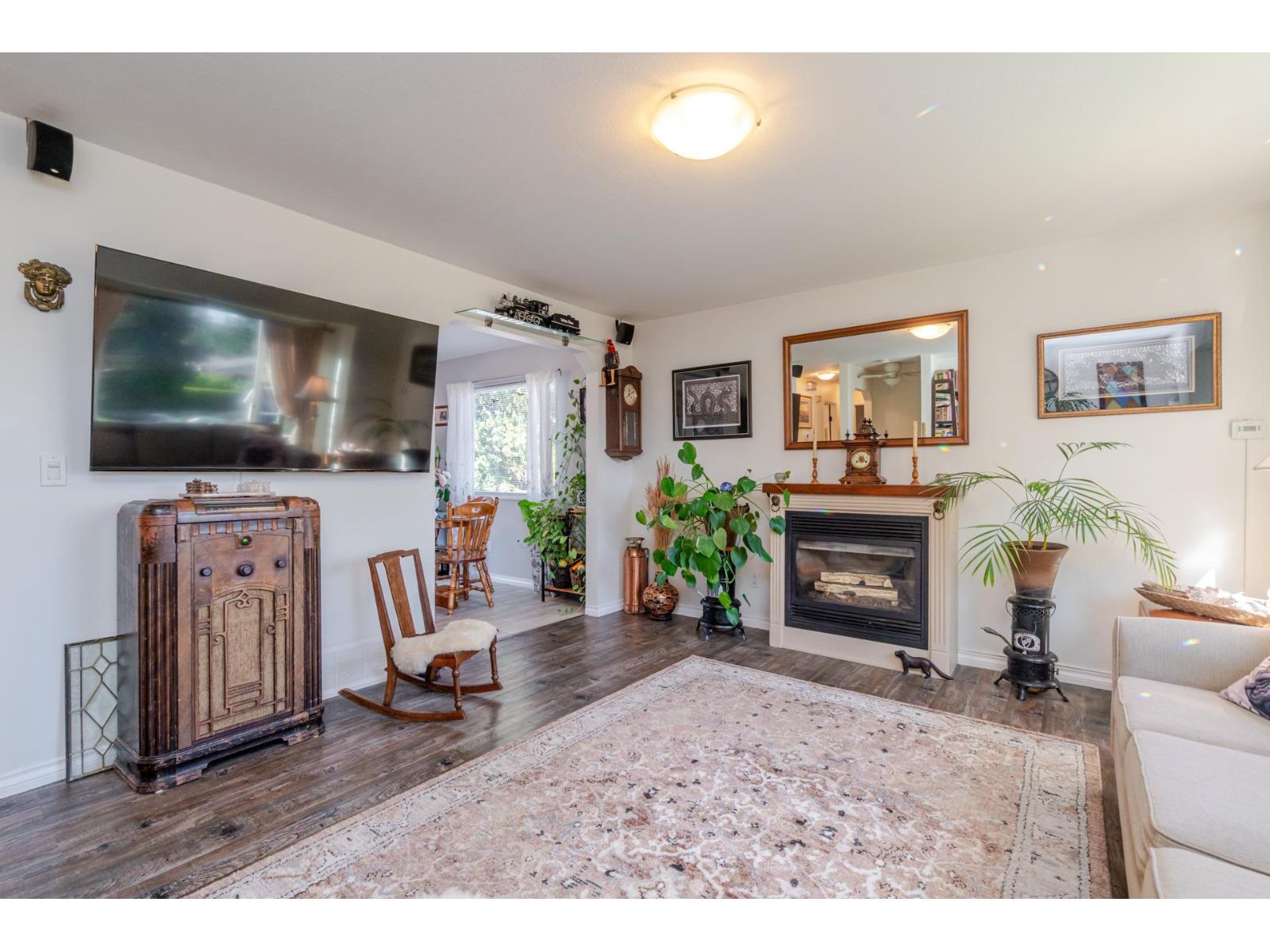 26575 30a Avenue, Langley, British Columbia  V4W 3C8 - Photo 11 - R3175090