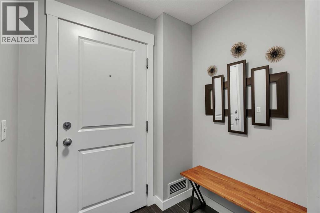 1410, 11 Mahogany Row Se, Calgary, Alberta  T3M 2L6 - Photo 3 - A2352520