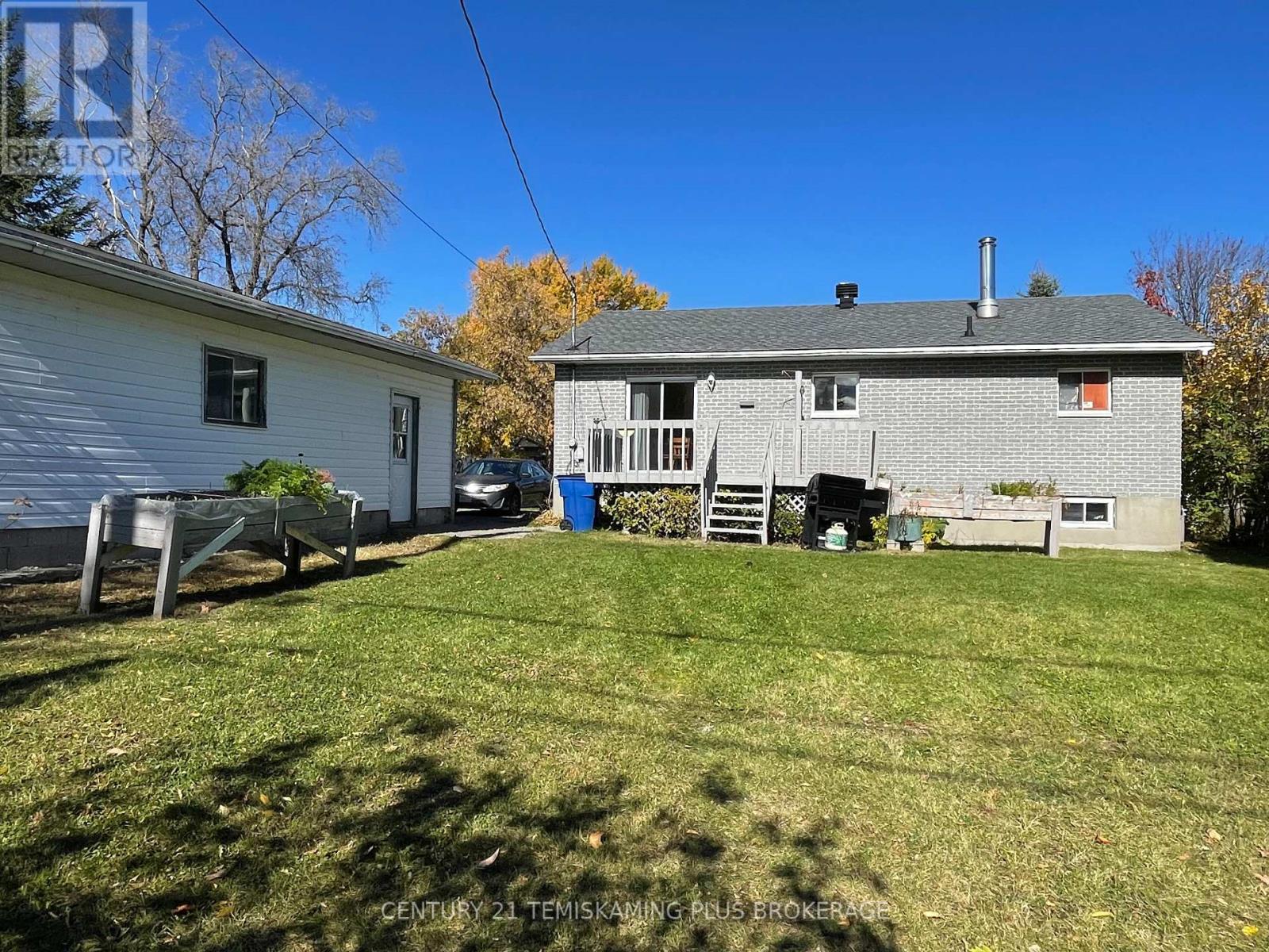 401 Lakeview Avenue S, Temiskaming Shores, Ontario  P0J 1R0 - Photo 7 - T14080658