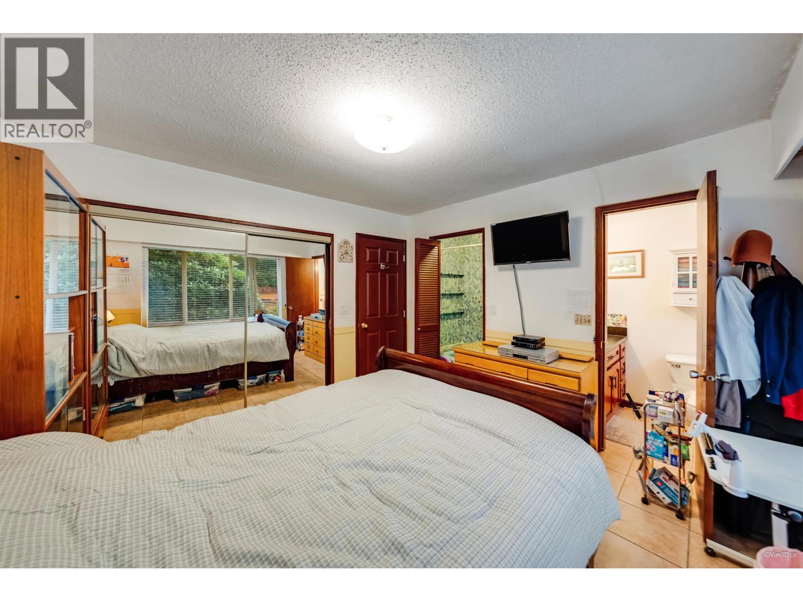 1119 TUXEDO DRIVE