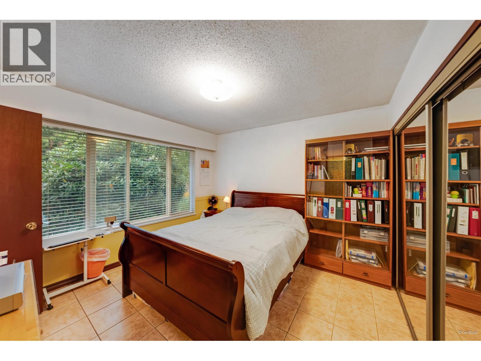 1119 TUXEDO DRIVE