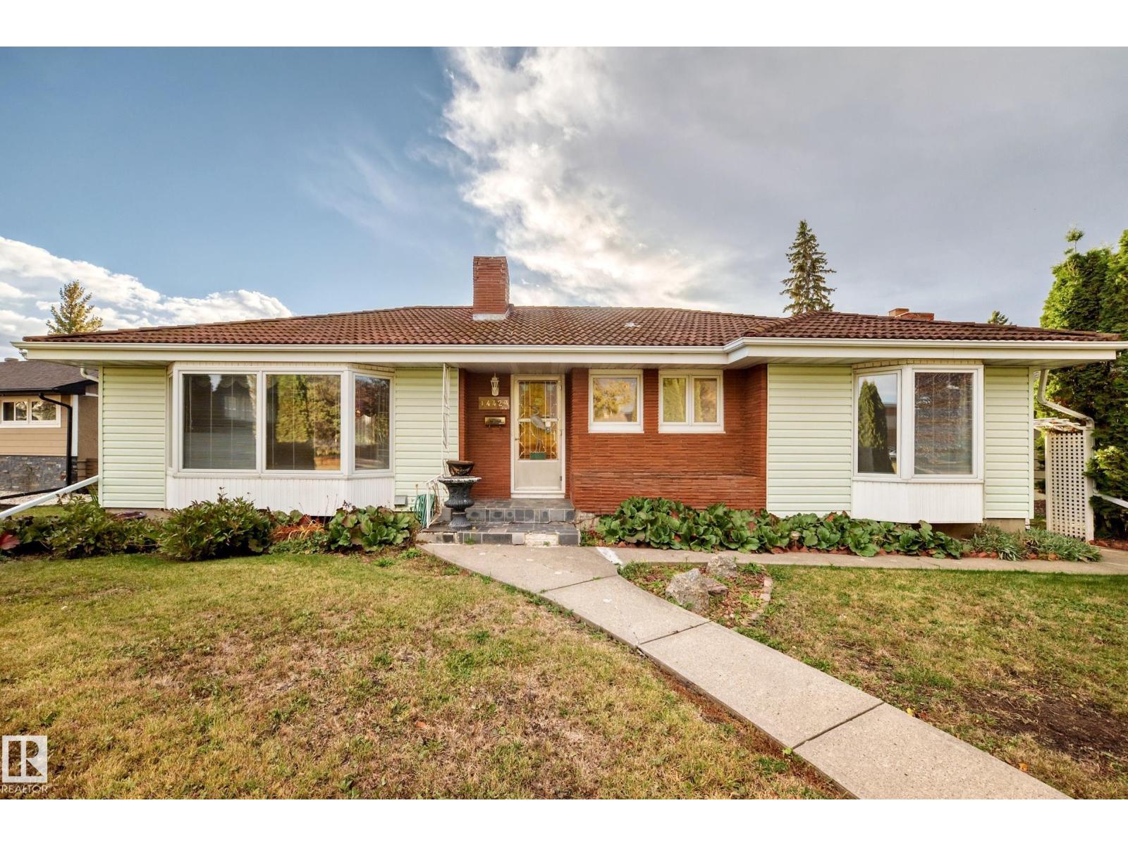 14423 96 AV NW