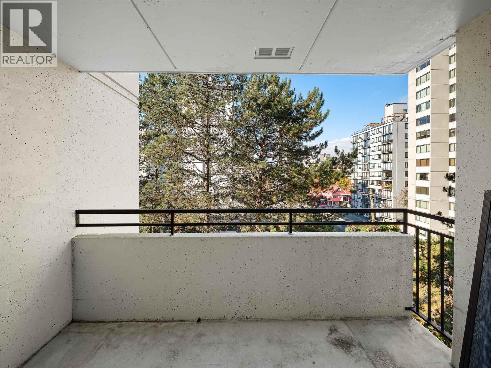 503-504 1725 Pendrell Street, Vancouver, British Columbia  V6G 2X7 - Photo 11 - R3175851