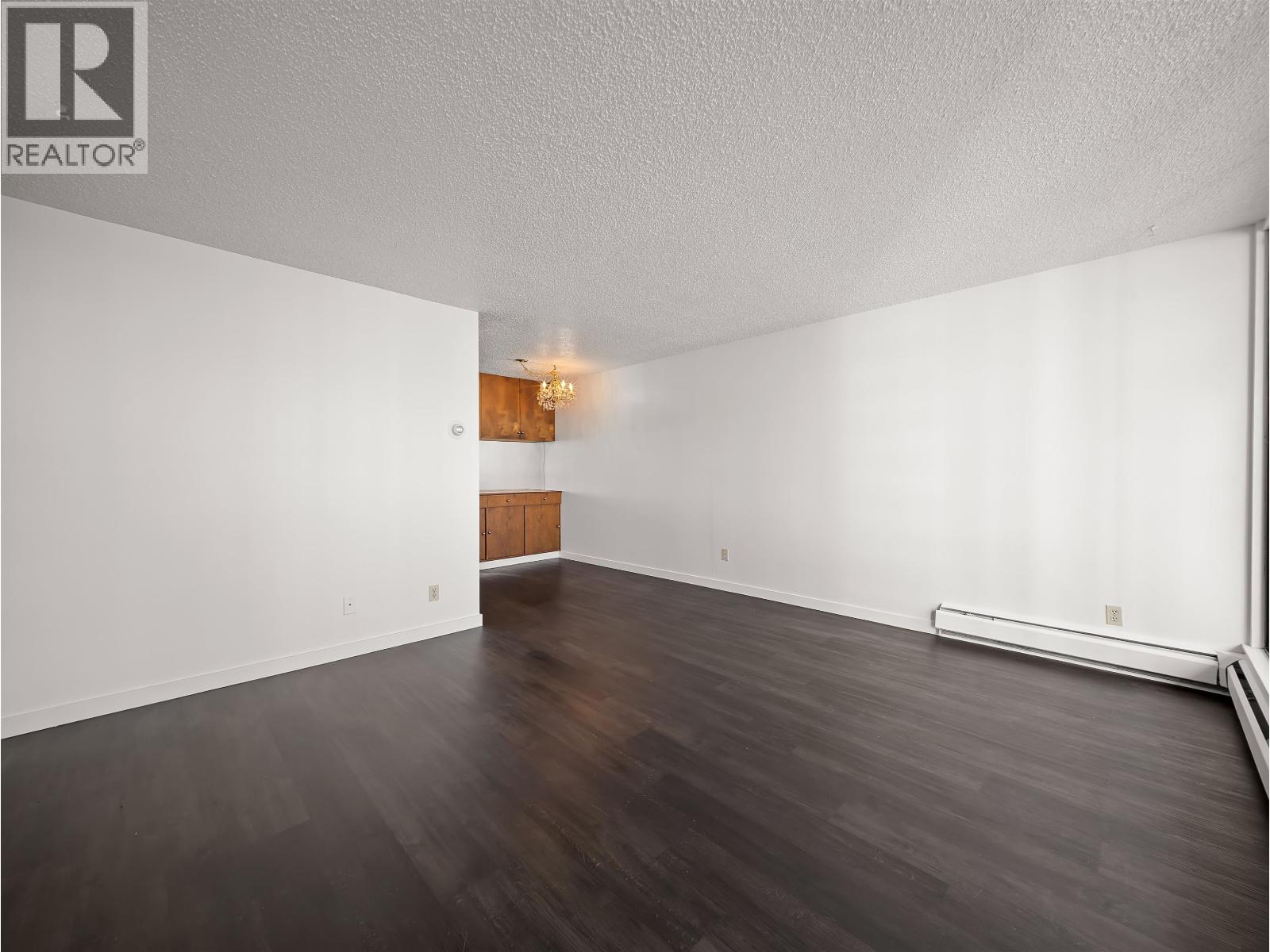 503-504 1725 Pendrell Street, Vancouver, British Columbia  V6G 2X7 - Photo 3 - R3175851