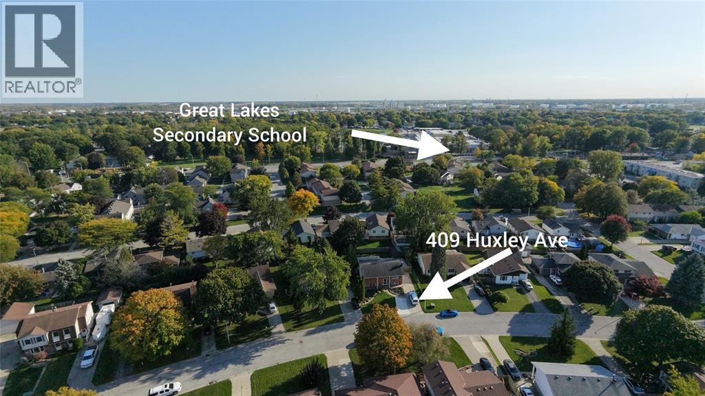 409 HUXLEY AVENUE Sarnia Ontario Canada N7S4Z1 5