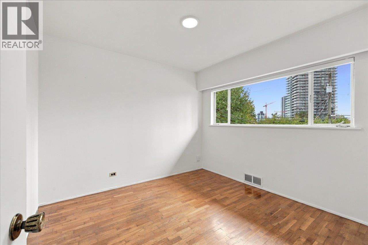 4656 Brentlawn Drive, Burnaby, British Columbia  V5C 3V2 - Photo 25 - R3175845