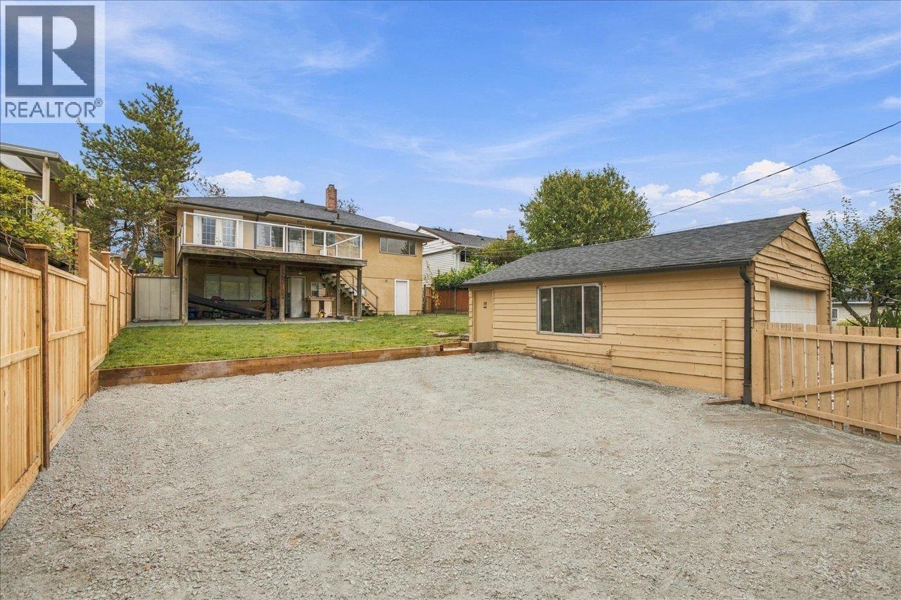4656 Brentlawn Drive, Burnaby, British Columbia  V5C 3V2 - Photo 31 - R3175845