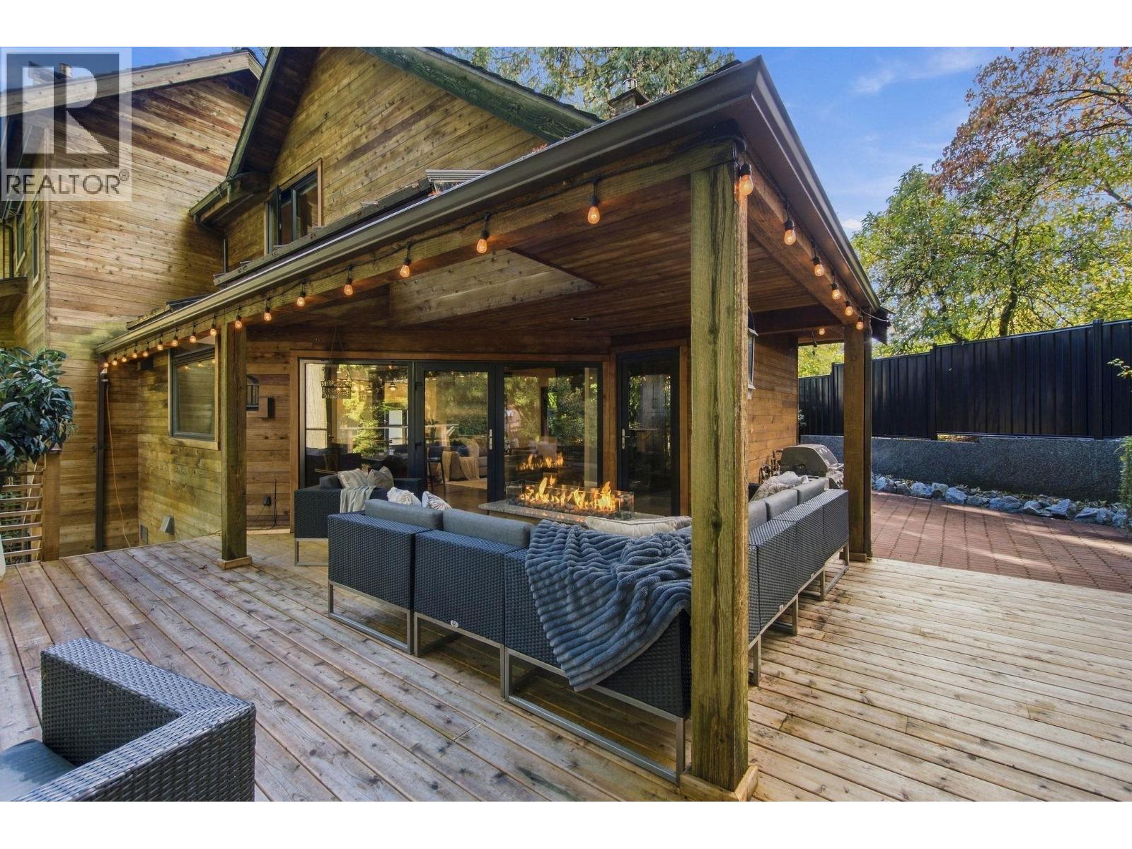 1383 Charter Hill Drive, Coquitlam, British Columbia  V3E 1P1 - Photo 27 - R3175863