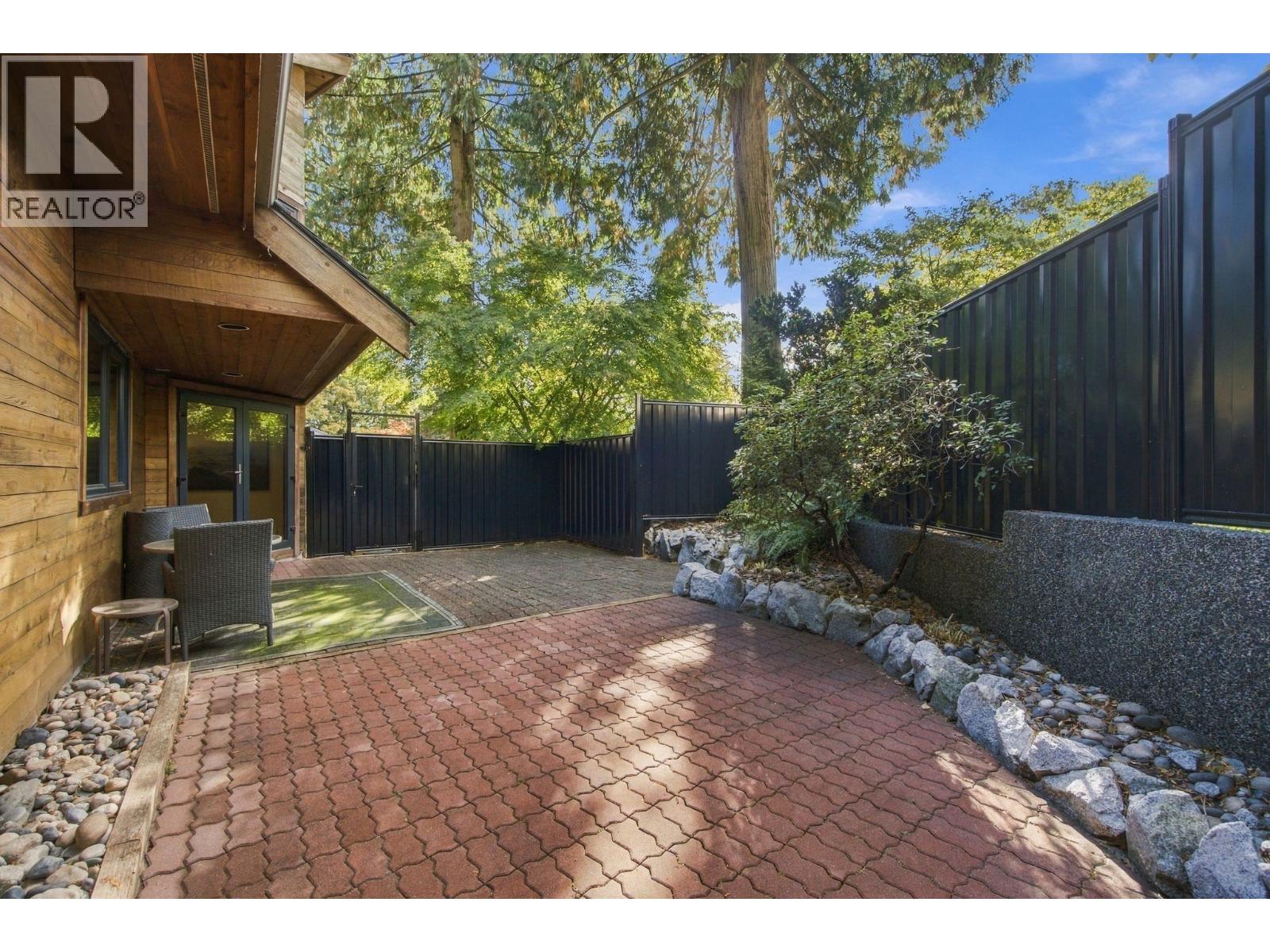1383 Charter Hill Drive, Coquitlam, British Columbia  V3E 1P1 - Photo 30 - R3175863
