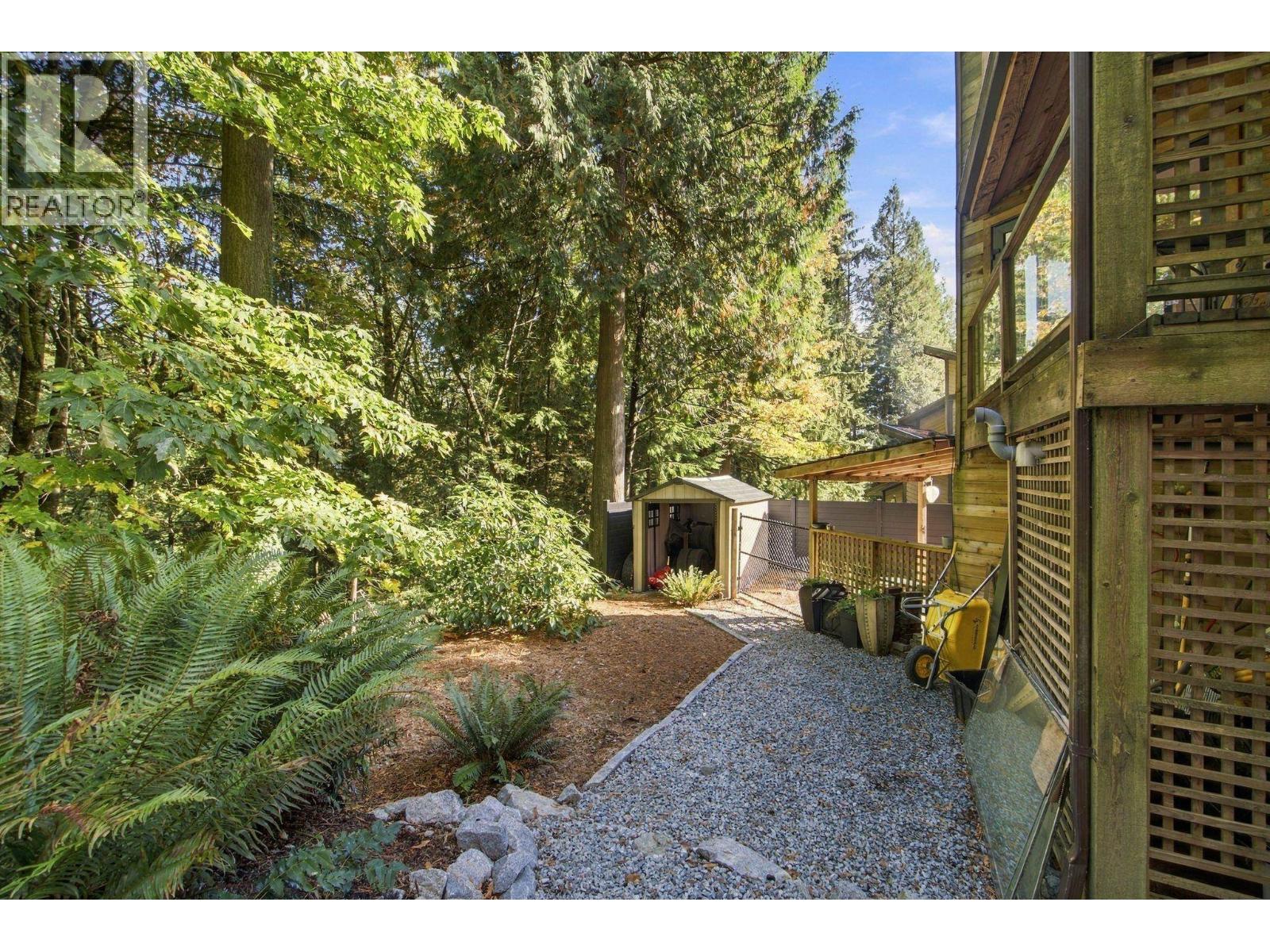 1383 Charter Hill Drive, Coquitlam, British Columbia  V3E 1P1 - Photo 33 - R3175863