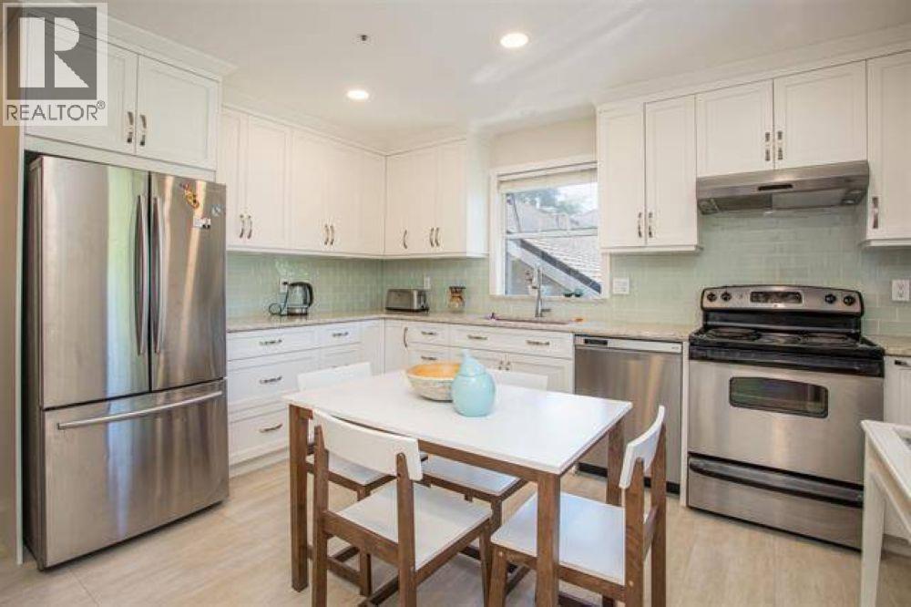 Upper-2945 W 12th Avenue, Vancouver, British Columbia  V6K 2R2 - Photo 4 - R3175865