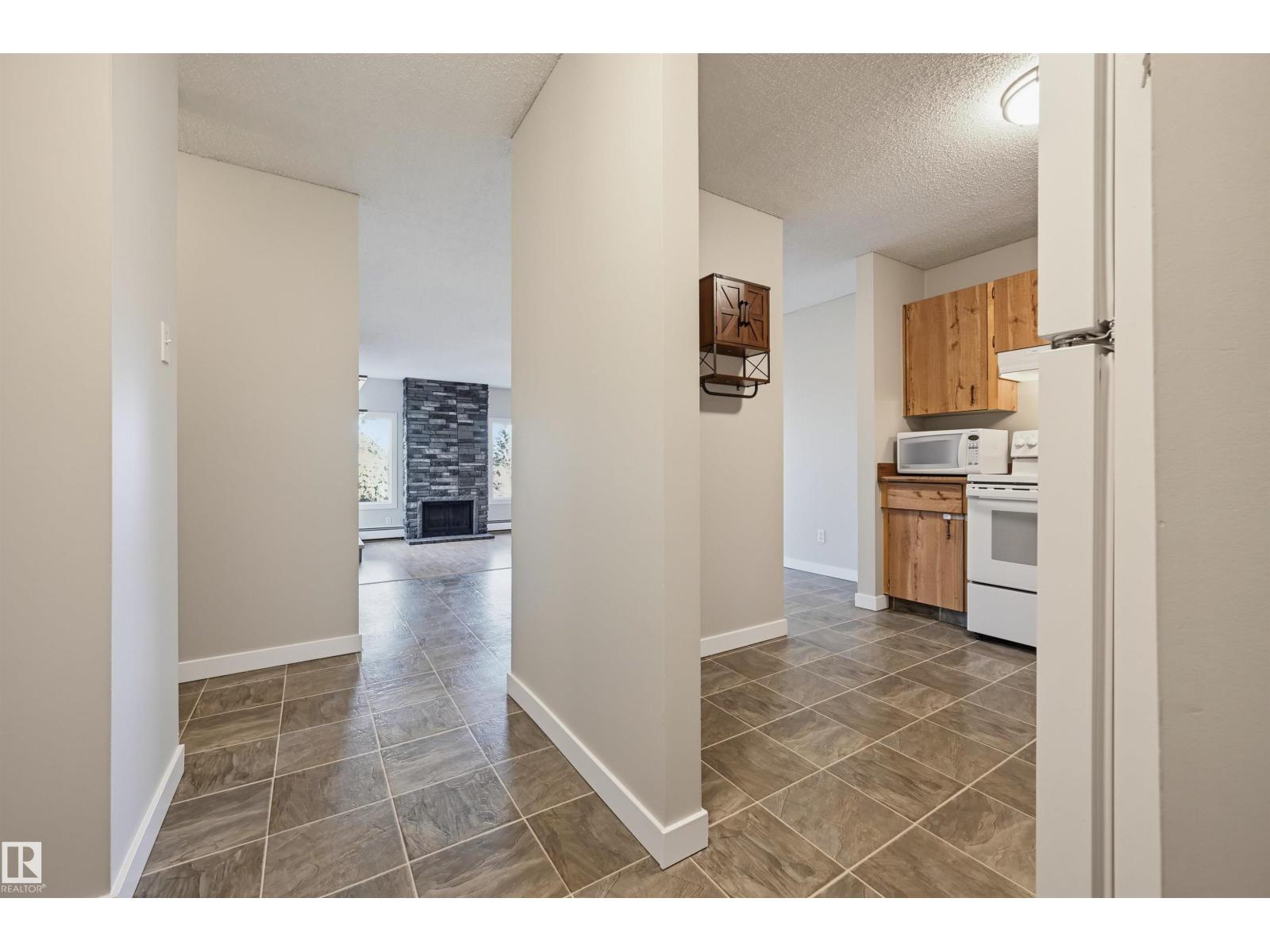 #408 17820 98 AV NW