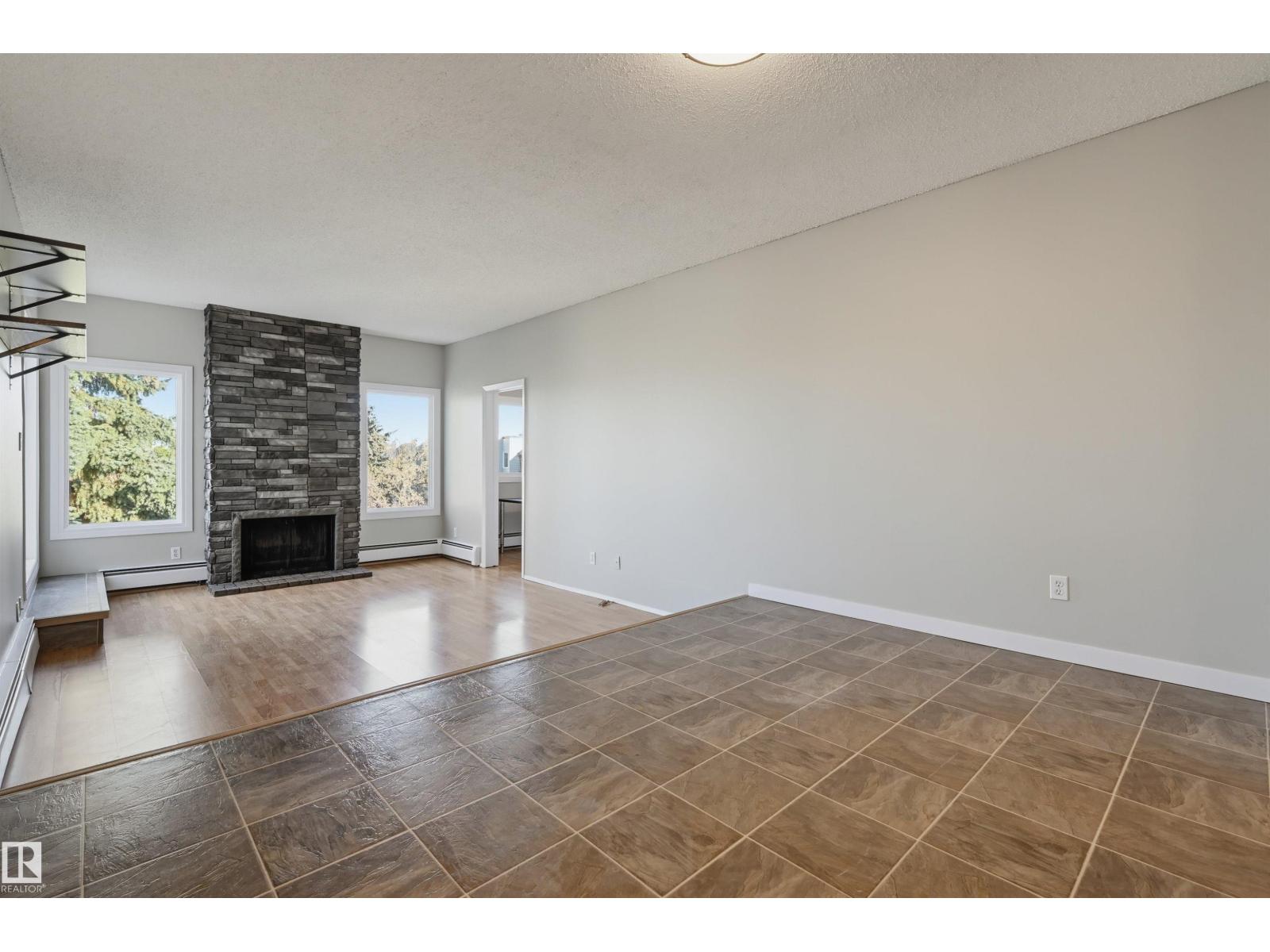 #408 17820 98 AV NW