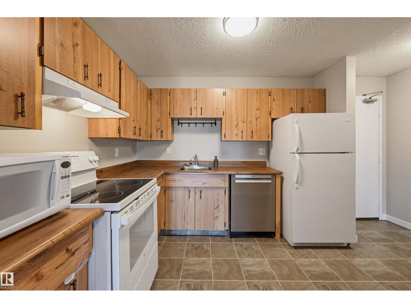 #408 17820 98 AV NW