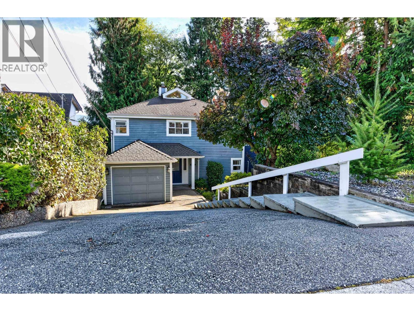 1150 Beaufort Road, North Vancouver, British Columbia  V7G 1R7 - Photo 4 - R3174888