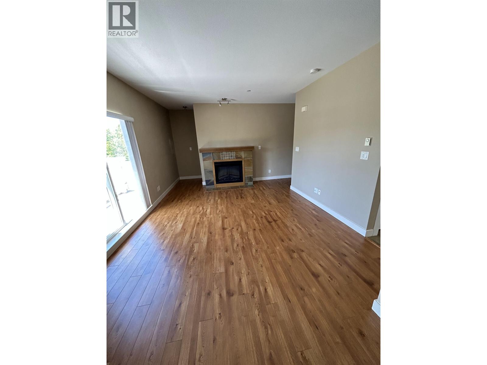 157 7388 Macpherson Avenue, Burnaby, British Columbia  V5J 0A1 - Photo 3 - R3174761